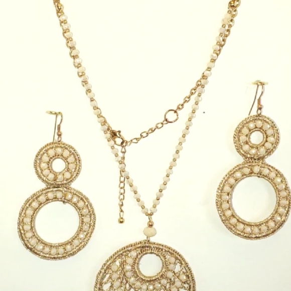 Necklace & Earring Set - Picture 3 of 8